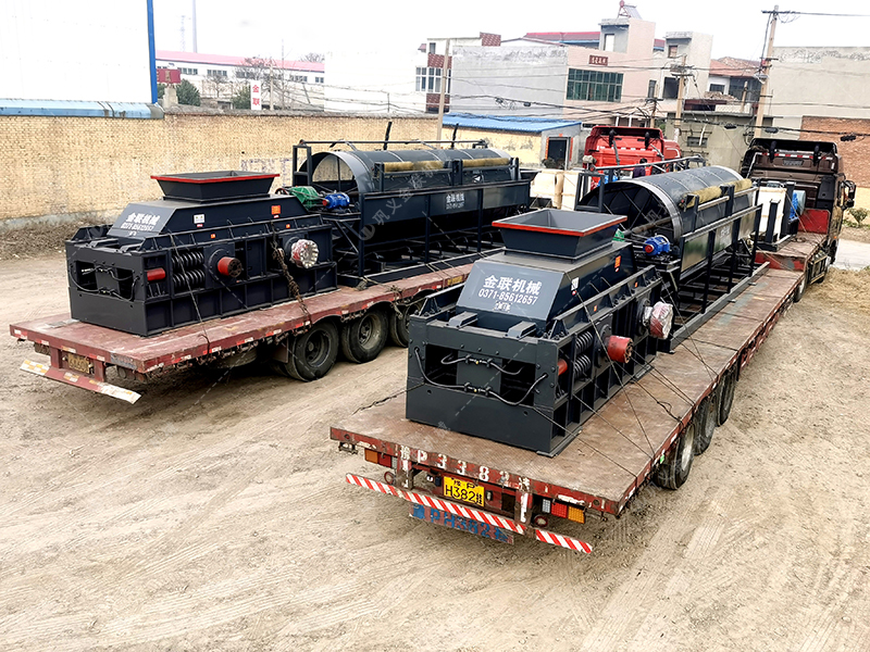 大型鐵礦石對(duì)輥制砂機(jī)多少錢一臺(tái)? 大型鐵礦石對(duì)輥制砂機(jī)多少錢一臺(tái)?