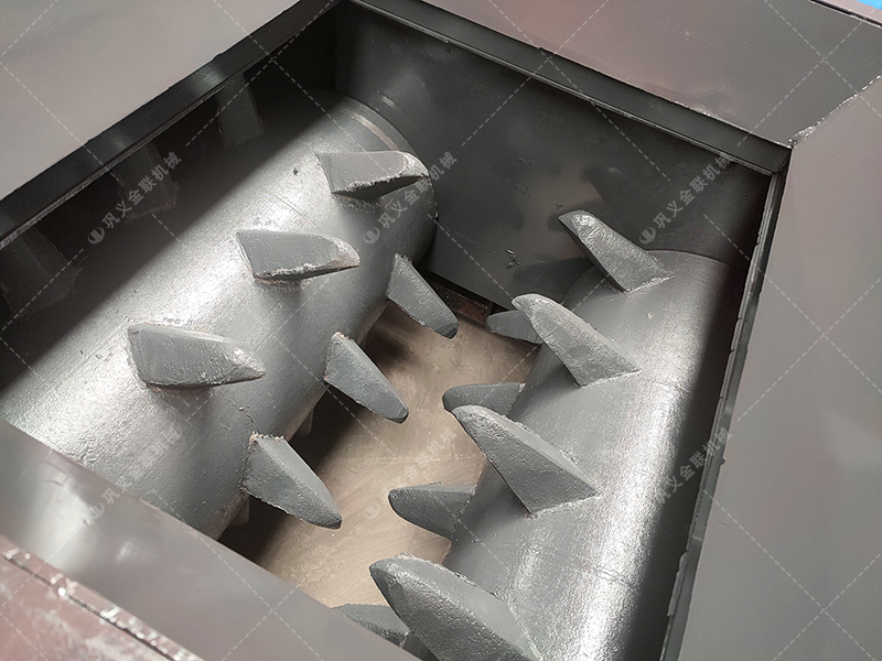 雙齒輥破碎機(jī)處理含雜原煤：專業(yè)優(yōu)勢(shì)究竟比傳統(tǒng)設(shè)備強(qiáng)在哪？